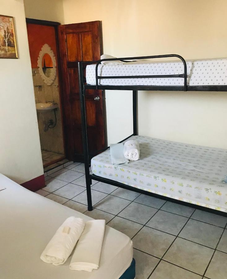 Hostal Brisas Y Olas San Juan del Sur Luaran gambar